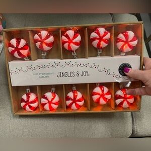 Jingles & Joy Red and White 10pc Peppermint Lights 10ft Garland, NIB